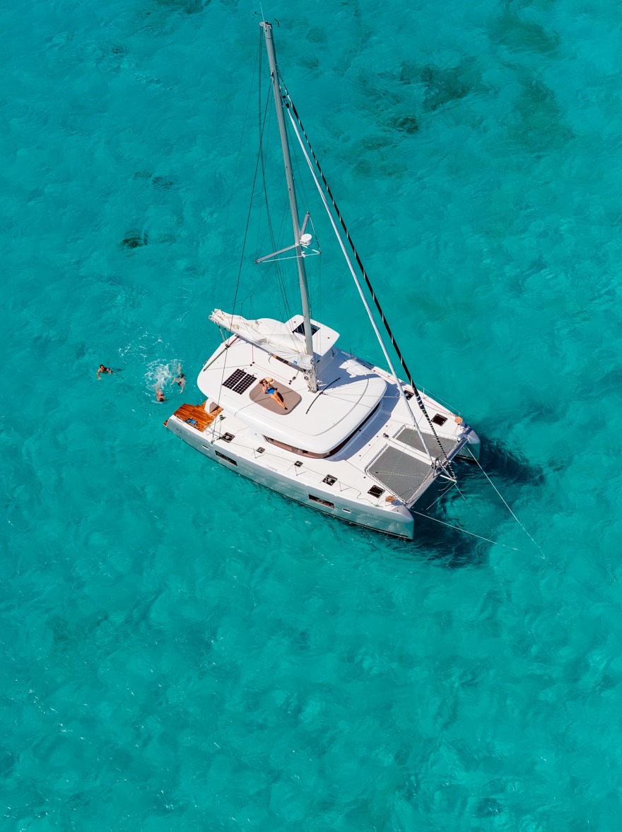 Lagoon 42